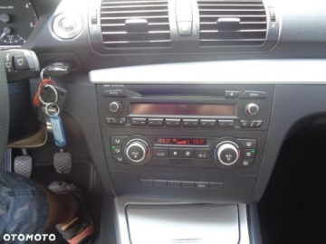 BMW Seria 1 E81/E87 Hatchback 5d E87 2.0 118d 143KM 2009 BMW Seria 1 2.0 143PS Bezwypadkowy Ksiazka Top Stan Gwarancja 2.0 Diesel, zdjęcie 22