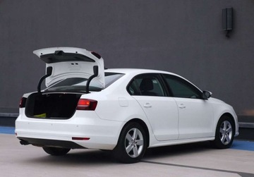 Volkswagen Jetta VI Sedan Facelifting 2.0 TDI 110KM 2017 Volkswagen Jetta 2.0 TDI 110HP Klimatronic Salon Pl. II.wlasciciel GWARANC, zdjęcie 28