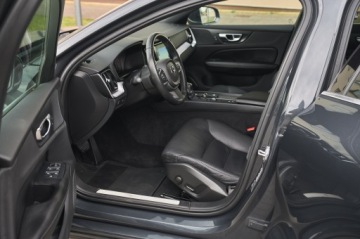 Volvo V60 II  Kombi 2.0 D3 150KM 2019 V60 SKÓRZANA TAPICERKA PODGRZEWANE FOTELE EL. KLAPA FULL LED VIRTUAL, zdjęcie 25