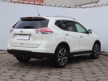 Nissan X-Trail III Terenowy 1.6 dCi 130KM 2016 Nissan X-Trail 1.6 dCi, Salon Polska, Serwis ASO, zdjęcie 4