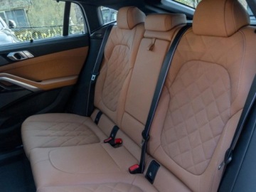 BMW X6 G06 SUV Facelifting 3.0 30d 298KM 2025 BMW X6 xDrive30d Sport Suv 3.0 (298KM) 2025, zdjęcie 15