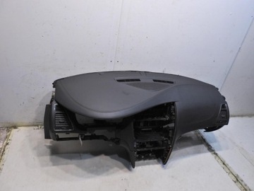 DESKA ROZDĚLOVAČE KONZOLA RENAULT LATITUDE 681000072R