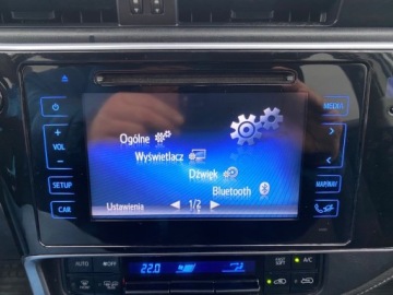 Toyota Auris II Hatchback 5d Facelifting 1.8 Hybrid 136KM 2017 Toyota Auris HYBRYDA AUTOMAT KLIMATYZACJA NAWIGACJA KAMERA TEMPOMAT GRZANE, zdjęcie 17