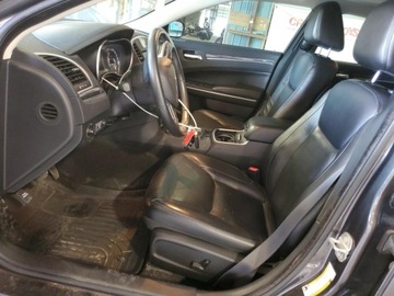 Chrysler 300C II 2021 Chrysler 300 Touring 2021 3.6l 3.6 Benzyna 292KM, zdjęcie 7