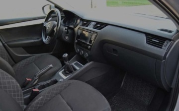 Skoda Octavia III Liftback Facelifting 1.6 TDI 115KM 2019 Skoda Octavia GWARANCJA, Salon PL, LIFT 2019r, 23 VAT, 1.6 TDI, Ladnie utr, zdjęcie 6