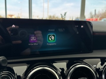 Mercedes Klasa A W177/V177 Hatchback Plug-In 1.3 250e 218KM 2020 Mercedes-Benz A 250 e AMG Line / Plug In / Fotele, zdjęcie 30