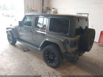 Jeep Wrangler IV 2021 Jeep Wrangler 4XE Unlimited Sahara 2021 2.0l 2.0 Hybryda 270KM, zdjęcie 3