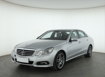Mercedes Klasa E W212 Limuzyna 350 CDI BlueEFFICIENCY 231KM 2009 Mercedes E E 350 CDI, 227 KM, Automat, Skóra, zdjęcie 1