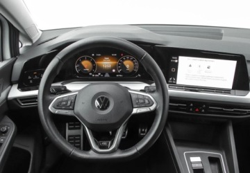 Volkswagen Golf VIII Alltrack 2.0 TDI 200KM 2022 Volkswagen Golf Alltrack 2.0TDI 200KM 4MOTION DSG, Reflektory LED Matrix,, zdjęcie 17