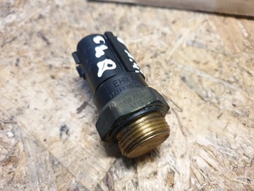 CZUJNIK TEMPERATURY WODY VW GOLF V 1,4