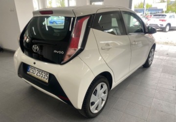 Toyota Aygo II Hatchback 5d 1.0 VVT-i 69KM 2015 Toyota Aygo Salon Polska I wlasciciel Benzyna 69KM, zdjęcie 3