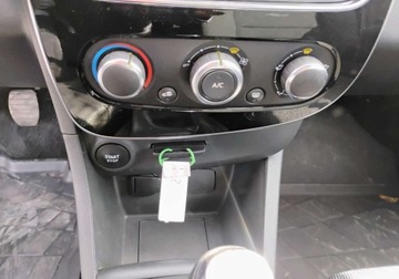 Renault Clio IV Hatchback 5d Facelifting 1.5 Energy dCi 75KM 2019 Renault Clio 2019r, 1.5 DCI. VAN, Uszkodzony przod. Faktura VAT 23 brutto., zdjęcie 12