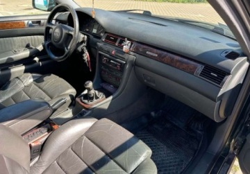 Audi A6 C5 Sedan 2.4 V6 165KM 1999 Audi A6 Limousine 2.4 benzyna - 99r 2.4 Benzyna 165KM, zdjęcie 2