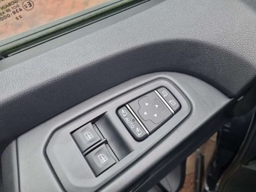 Renault Trafic III 2022 Renault Trafic Renault Trafic SpaceClass 2.0 dCi, auto jak nowe VAT23,1 wl, zdjęcie 22