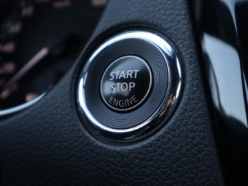 Nissan Qashqai II Crossover Facelifting 1.7 dCi 150KM 2019 Nissan Qashqai 1.7 dCi, Salon Polska, Serwis ASO, zdjęcie 15