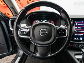 Volvo S90 II Sedan 2.0 D4 190KM 2017 VOLVO S90 D4 Inscription Sedan 2.0 190KM 2017, zdjęcie 11