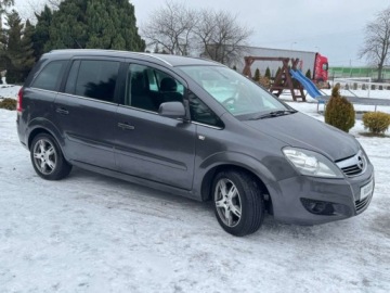 Opel Zafira B 1.8 ECOTEC 140KM 2012 Opel Zafira LiFt 1.8 140KM 7-osobowa TOP Nawigacja Xeonony Alu Sprawdz, zdjęcie 12