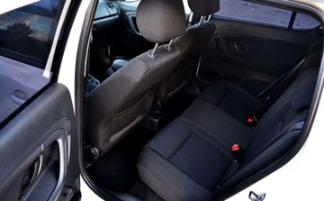 Skoda Fabia II Hatchback Facelifting 1.2 TSI 105KM 2010 Skoda Fabia Automat, Klimatyzacja, Nawigacja, Grzane Fotele 1.2 Benzyna, zdjęcie 18