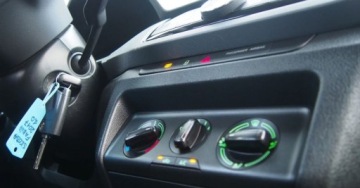 Skoda Fabia III Kombi 1.0 MPI 75KM 2017 Skoda Fabia Benzyna Serwisowany BEZWYPADKOWY EURO 6 Benzyna 75KM, zdjęcie 5