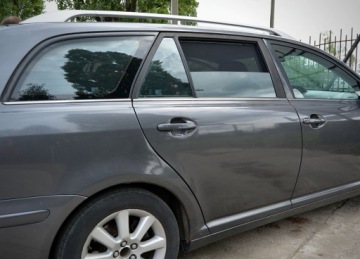 МАГНИТНЫЕ ШТОРЫ TOYOTA AVENSIS II 2 COMBI