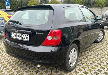 Honda Civic VII Hatchback 1.4 16V 90KM 2003 Honda Civic 1.4 benzyna 2003 r Klima 1.4 Benzyna 90KM, zdjęcie 3