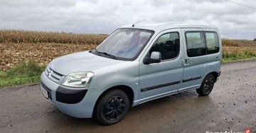 Citroen Berlingo I 1.4 75KM 2004 Citroen Berlingo Citroen Berlingo 1.4 benzyna ,klimatyzacja, 2004rok 1.4