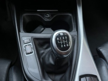 BMW Seria 1 F20-F21 Hatchback 5d 116d 116KM 2013 BMW Seria 1 2.0 diesel 116 KM 6 biegow zarej w PL zadbany mozliwa zami, zdjęcie 12