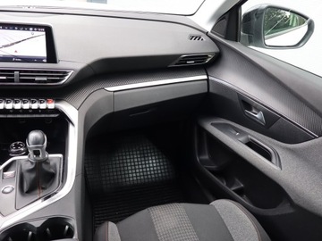 Peugeot 3008 II Crossover 1.2 PureTech 130KM 2019 Peugeot 3008 1.2 PureTech, Salon Polska, zdjęcie 7