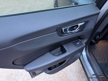 Volvo XC60 II Crossover D4 190KM 2019 Volvo XC 60 AC 2 strefy Nawigacja Czujniki Tempomat Alu 20 2.0 Diesel, zdjęcie 25