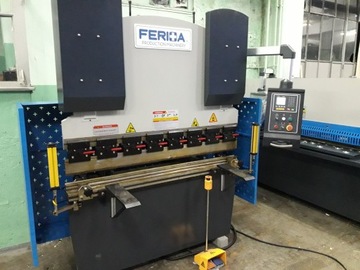 Гидравлический листогибочный пресс FPM 40T x 1600 E21S
