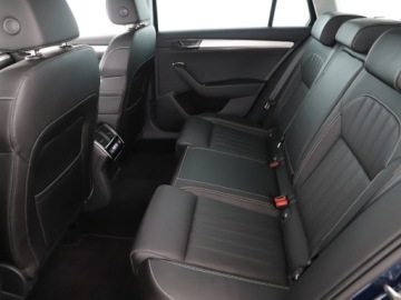 Skoda Superb III Kombi Facelifting 2.0 TDI SCR 200KM 2022 Skoda Superb Combi L&amp;K | Masaż | Canton | Hak | We, zdjęcie 12
