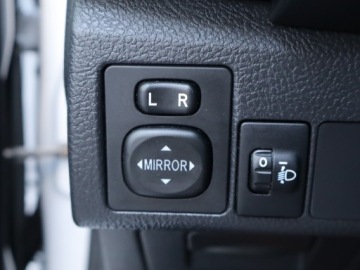 Toyota Auris II Touring Sports Facelifting 1.2 D-4T 116KM 2016 Toyota Auris 1.2 Ti, Automat, Navi, Xenon, Klima, zdjęcie 15