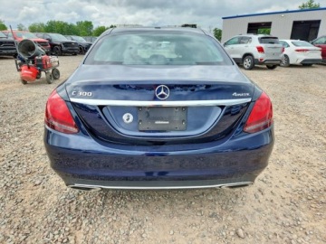Mercedes Klasa C W205 2019 Mercedes-Benz Klasa C 2019 C300 4MATIC 2.0 Benzyna 255KM, zdjęcie 2
