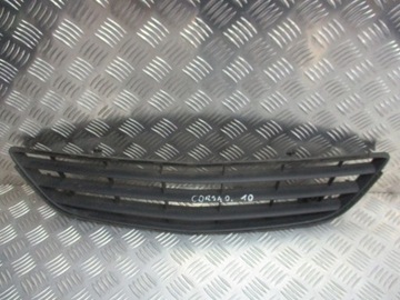 MŘÍŽKA NÁRAZNÍKU STŘEDNÍ  OPEL CORSA D