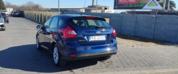 Ford Focus III Hatchback 5d 1.6 Duratec 125KM 2012 Ford Focus 1.6 benz mpi ,automat, bezwypadek,nowy olej w skrzyni 1.6 125KM, zdjęcie 4