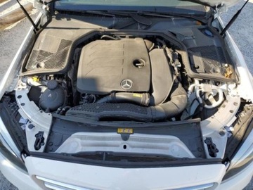 Mercedes Klasa C W206 2021 Mercedes-Benz Klasa C 2021r., 4Matic, od ubezpieczalni 2.0 Benzyna 255KM, zdjęcie 10