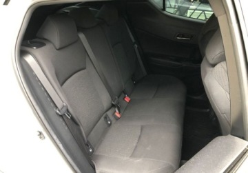 Toyota C-HR I Crossover 1.8 Hybrid 122KM 2018 Toyota C-HR CHR 1.8 Hybrid Prestige Kamera cofania Toyota Mikolajczak, zdjęcie 6