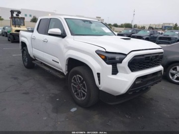 Toyota Tacoma II 2024 Toyota Tacoma Tacoma trd sport 4wd 2.4 Benzyna 278KM, zdjęcie 6