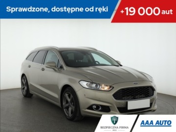 Ford Mondeo V Kombi 2.0 TDCi 150KM 2015 Ford Mondeo 2.0 TDCI, Navi, Klima, Klimatronic