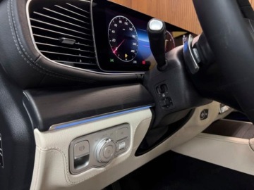 Mercedes GLE V167 SUV Facelifting 3.0 450d 367KM 2026 MERCEDES-BENZ GLE 450 d 4-Matic AMG Line 3.0 (367KM) 2026, zdjęcie 9