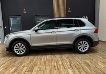 Volkswagen Tiguan II SUV 2.0 TDI 150KM 2017 Volkswagen Tiguan 2.0 TDI 150KM HIGHLINE 4x4 DSG bezwypadkowy ACC ZAREJES, zdjęcie 9