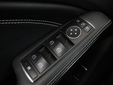 Mercedes CLA C117 Coupe 1.6 200 156KM 2014 Mercedes CLA 200 skóra navi klima full LED kamera, zdjęcie 31