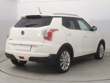  SsangYong Tivoli 1.6 e-XDi, Navi, Klima, Tempomat, zdjęcie 4