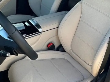 Mercedes GLC C254/X254 2025 GLC Coupe 200 d 4-Matic Avantgarde 2.0 (163KM) 2025, zdjęcie 6