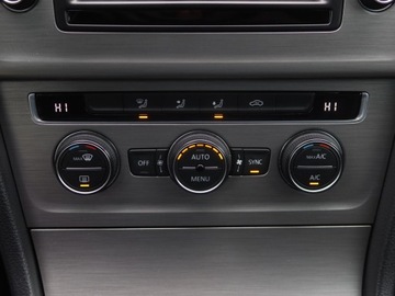 Volkswagen Golf VII Variant 1.6 TDI BlueMotion  110KM 2016 VW Golf 1.6 TDI, Salon Polska, Serwis ASO, Xenon, zdjęcie 12