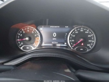 Jeep Renegade 2022 Jeep Renegade Altitude 2022 1.3l 1.3 Benzyna 177KM, zdjęcie 10