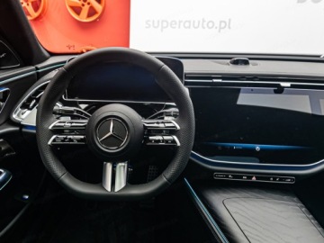Mercedes Klasa E W214 Sedan 2.0 200 204KM 2024 E Klasa 200 4-Matic AMG 2.0 (moc 204 KM) 2024, zdjęcie 5