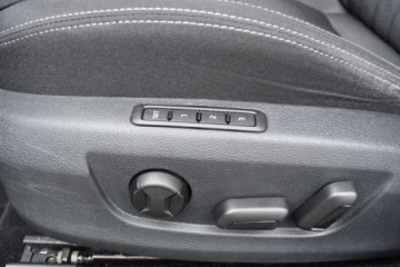 Skoda Superb III Kombi Facelifting 2.0 TDI SCR 150KM 2023 Skoda Superb 150KM TDI DSG Style Matrix Navi Kessy El.Fotel HAK PANORAMA V, zdjęcie 30