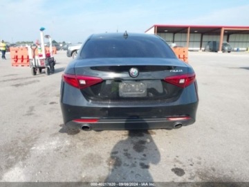 Alfa Romeo Giulia II Sedan Facelifting 2.0 Turbo 280KM 2021 Alfa Romeo Giulia 2021r., 2.0L 2.0 Benzyna 280KM, zdjęcie 7