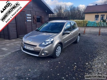 Renault Clio III Hatchback 5d Phase II 1.2 TCe 16v 100KM 2012 Renault Clio RENAULT CLIO 1200 benzyna super s..., zdjęcie 8